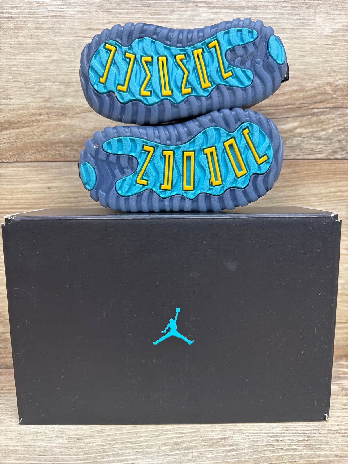 Air Jordan 11 Retro TD 'Gamma Blue' 2025 Sneakers sz 4c