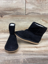 Old Navy Faux-Suede Faux-Fur Lined Boots Black sz 9c
