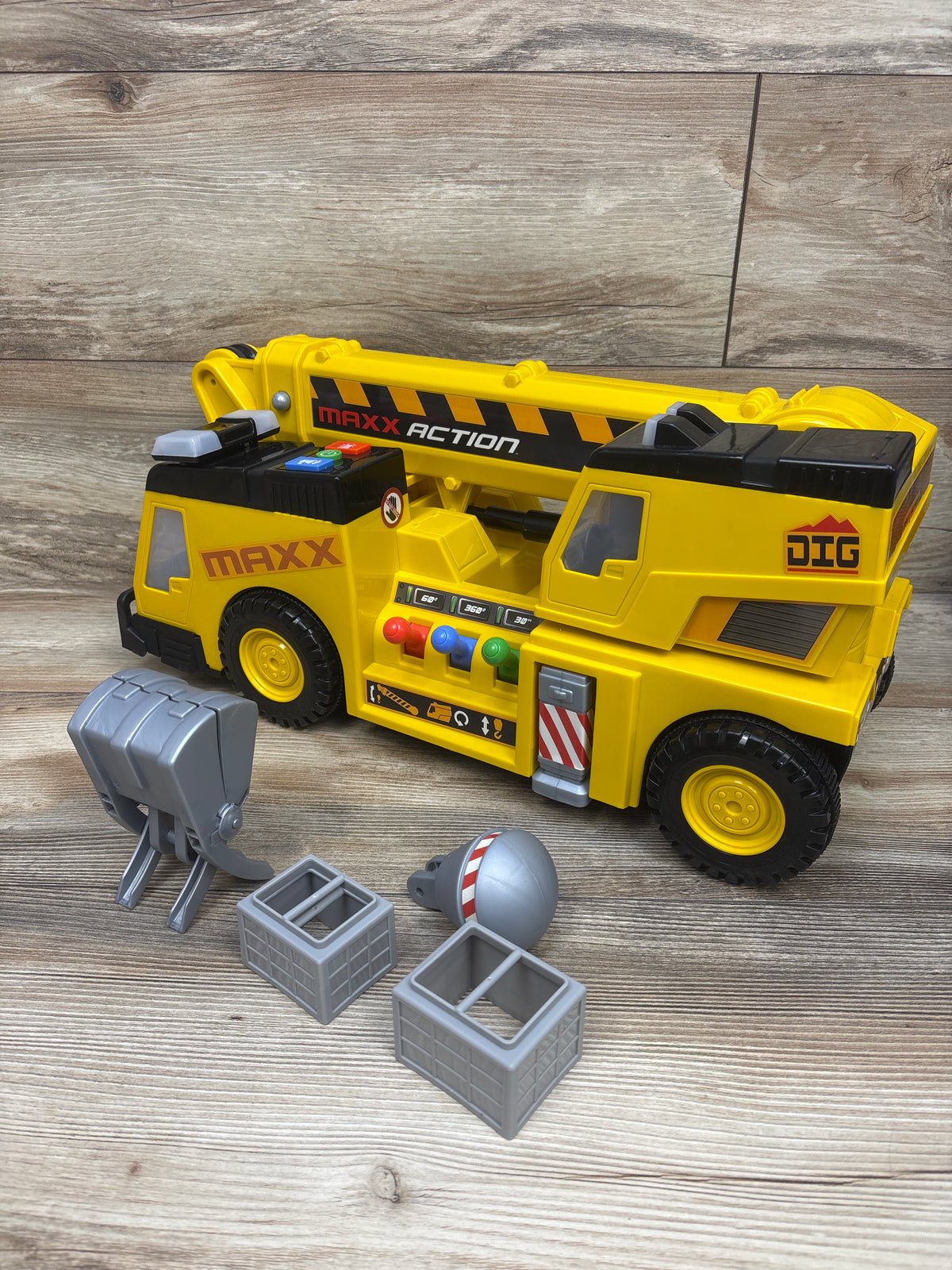 Maxx Action 3-in-1 Mega Crane Truck