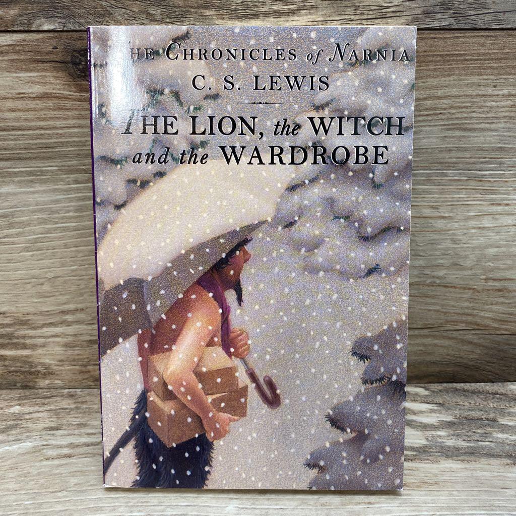 The Lion, The Witch, and The Wardrobe Paperback Book - Me 'n Mommy To Be