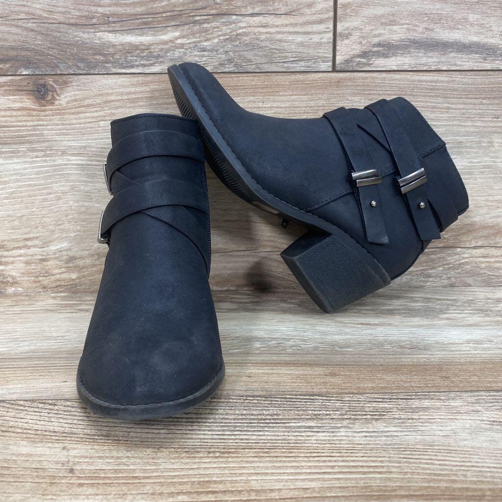 Unr8ed Undine Boots sz 3.5Y - Me 'n Mommy To Be
