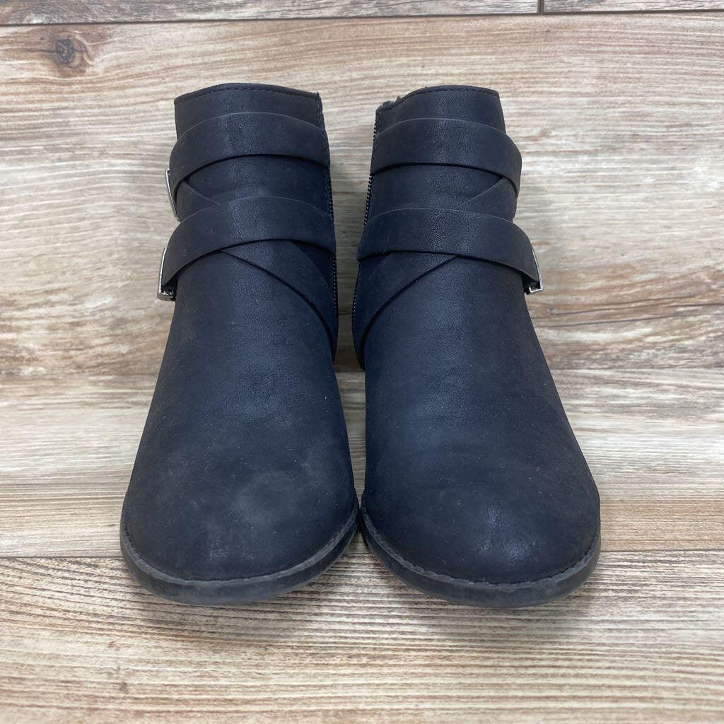 Unr8ed Undine Boots sz 3.5Y - Me 'n Mommy To Be