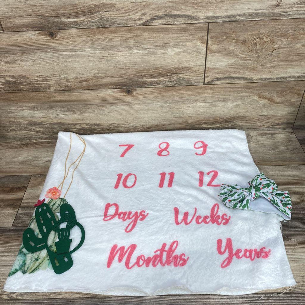 Cactus Monthly Milestone Blanket - Me 'n Mommy To Be