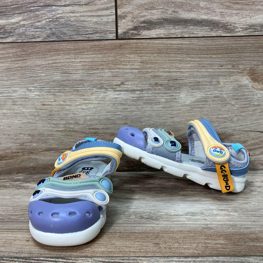 Closed-Toe Sport Sandals sz 9c - Me 'n Mommy To Be